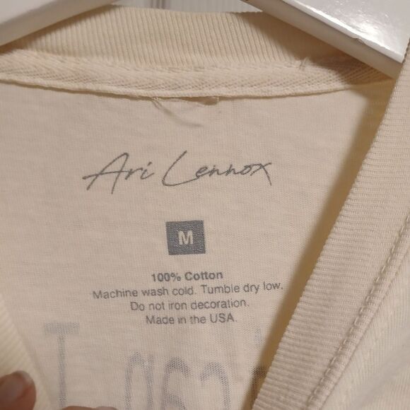 Ari LENNOX Graphic T-Shirt with Artistic Print SZ.M - Picture 3 of 5